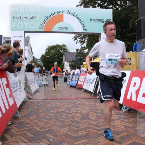 30.08.2026 - Blankeneser Heldenlauf Lena Gebhardt http://msf.ph/oto/10061294 30.08.2026 12:31:06 Ziel 4013, 4159, 4458 meine-sportfotos.de