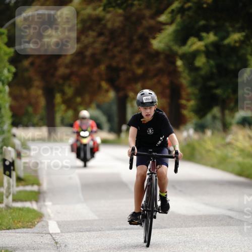 30.08.2026 - Elbe Triathlon Hamburg Michael Burmester http://msf.ph/oto/10061295 30.08.2026 12:52:34 Radfahren 1802 meine-sportfotos.de