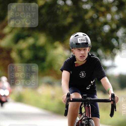 30.08.2026 - Elbe Triathlon Hamburg Michael Burmester http://msf.ph/oto/10061298 30.08.2026 12:52:36 Radfahren 1802 meine-sportfotos.de