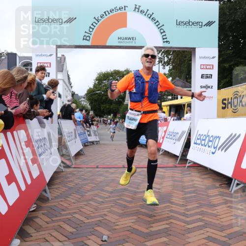 30.08.2026 - Blankeneser Heldenlauf Lena Gebhardt http://msf.ph/oto/10061310 30.08.2026 12:31:08 Ziel 4013, 4159, 4440 meine-sportfotos.de