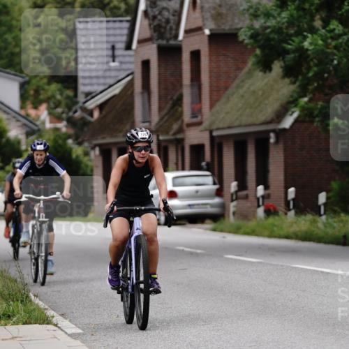 30.08.2026 - Elbe Triathlon Hamburg Michael Burmester http://msf.ph/oto/10061402 30.08.2026 14:14:06 Radfahren 136, 141, 164, 170 meine-sportfotos.de
