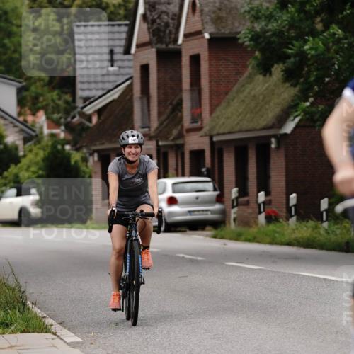 30.08.2026 - Elbe Triathlon Hamburg Michael Burmester http://msf.ph/oto/10061409 30.08.2026 14:14:09 Radfahren 136, 141, 170 meine-sportfotos.de