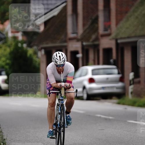 30.08.2026 - Elbe Triathlon Hamburg Michael Burmester http://msf.ph/oto/10061418 30.08.2026 14:14:28 Radfahren 168, 171 meine-sportfotos.de