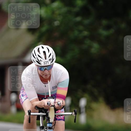 30.08.2026 - Elbe Triathlon Hamburg Michael Burmester http://msf.ph/oto/10061419 30.08.2026 14:14:30 Radfahren 168, 171 meine-sportfotos.de