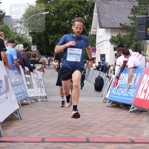 30.08.2026 - Blankeneser Heldenlauf Lena Gebhardt http://msf.ph/oto/10061420 30.08.2026 12:31:20 Ziel 4210, 4421 meine-sportfotos.de