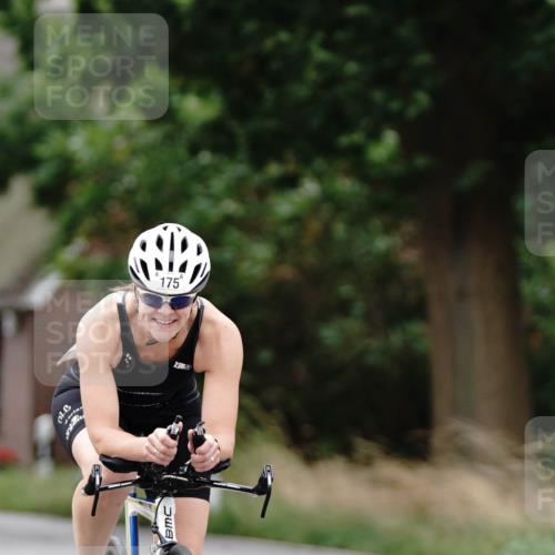 30.08.2026 - Elbe Triathlon Hamburg Michael Burmester http://msf.ph/oto/10061444 30.08.2026 14:14:46 Radfahren 131, 138, 175 meine-sportfotos.de