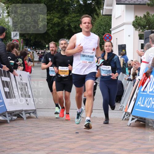 30.08.2026 - Blankeneser Heldenlauf Lena Gebhardt http://msf.ph/oto/10061491 30.08.2026 12:31:25 Ziel 2705, 4008, 4210, 4394, 4395, 4421, 4422 meine-sportfotos.de
