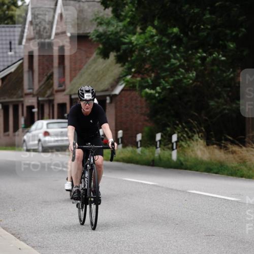 30.08.2026 - Elbe Triathlon Hamburg Michael Burmester http://msf.ph/oto/10061565 30.08.2026 14:17:38 Radfahren 129, 159, 177 meine-sportfotos.de