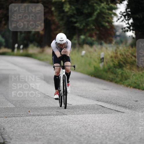 30.08.2026 - Elbe Triathlon Hamburg Michael Burmester http://msf.ph/oto/10061590 30.08.2026 08:41:37 Radfahren 197 meine-sportfotos.de