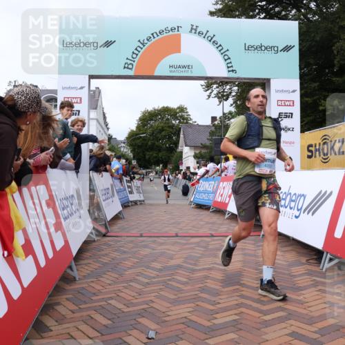 30.08.2026 - Blankeneser Heldenlauf Lena Gebhardt http://msf.ph/oto/10061638 30.08.2026 12:31:40 Ziel 4170, 4203 meine-sportfotos.de