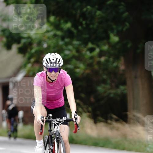 30.08.2026 - Elbe Triathlon Hamburg Michael Burmester http://msf.ph/oto/10061642 30.08.2026 14:18:31 Radfahren 145 meine-sportfotos.de