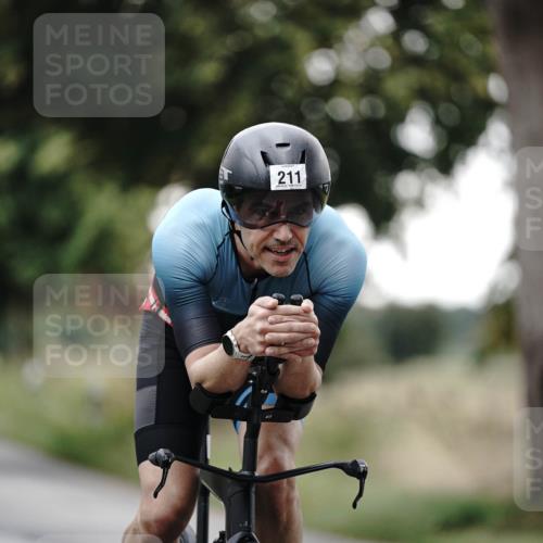30.08.2026 - Elbe Triathlon Hamburg Michael Burmester http://msf.ph/oto/10061658 30.08.2026 08:48:22 Radfahren 211 meine-sportfotos.de