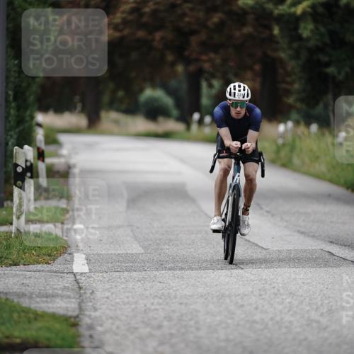 30.08.2026 - Elbe Triathlon Hamburg Michael Burmester http://msf.ph/oto/10061691 30.08.2026 08:49:56 Radfahren 231 meine-sportfotos.de