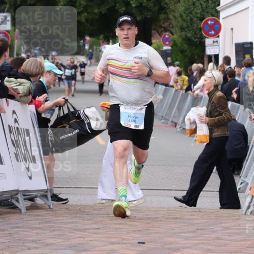 30.08.2026 - Blankeneser Heldenlauf Lena Gebhardt http://msf.ph/oto/10061692 30.08.2026 12:31:47 Ziel 4170, 4203, 4486 meine-sportfotos.de
