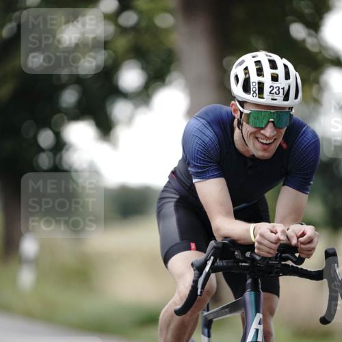 30.08.2026 - Elbe Triathlon Hamburg Michael Burmester http://msf.ph/oto/10061699 30.08.2026 08:49:58 Radfahren 231 meine-sportfotos.de