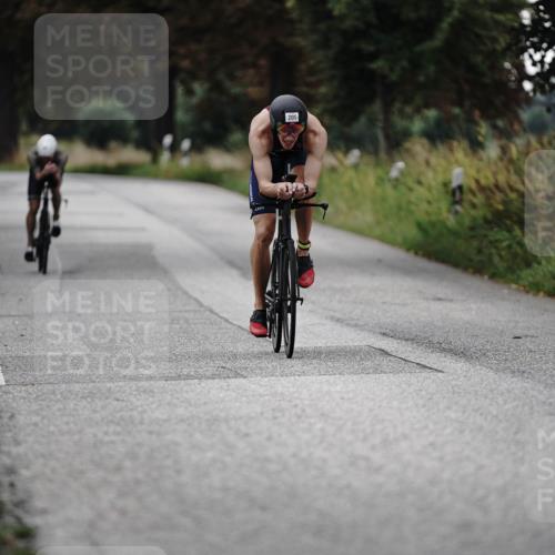 30.08.2026 - Elbe Triathlon Hamburg Michael Burmester http://msf.ph/oto/10061709 30.08.2026 08:50:09 Radfahren 205, 220 meine-sportfotos.de