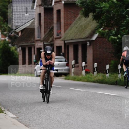30.08.2026 - Elbe Triathlon Hamburg Michael Burmester http://msf.ph/oto/10061744 30.08.2026 14:19:39 Radfahren 131 meine-sportfotos.de