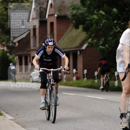 30.08.2026 - Elbe Triathlon Hamburg Michael Burmester http://msf.ph/oto/10061763 30.08.2026 14:19:53 Radfahren 136, 143, 167 meine-sportfotos.de
