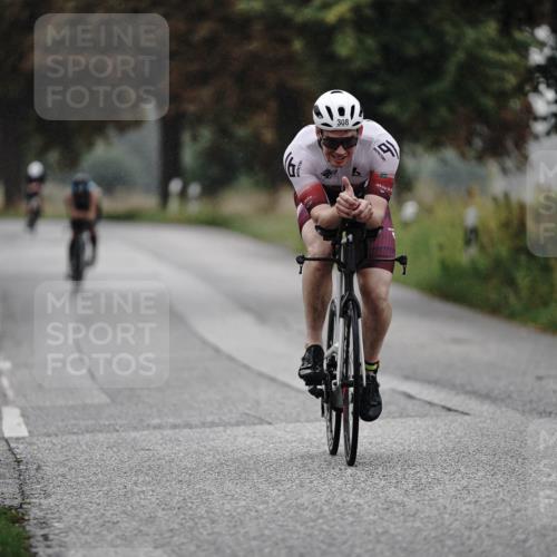 30.08.2026 - Elbe Triathlon Hamburg Michael Burmester http://msf.ph/oto/10061819 30.08.2026 08:52:46 Radfahren 207, 213, 268, 308 meine-sportfotos.de