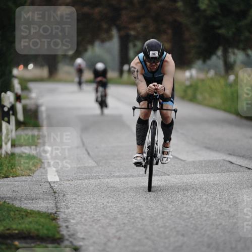 30.08.2026 - Elbe Triathlon Hamburg Michael Burmester http://msf.ph/oto/10061829 30.08.2026 08:52:49 Radfahren 207, 213, 368 meine-sportfotos.de