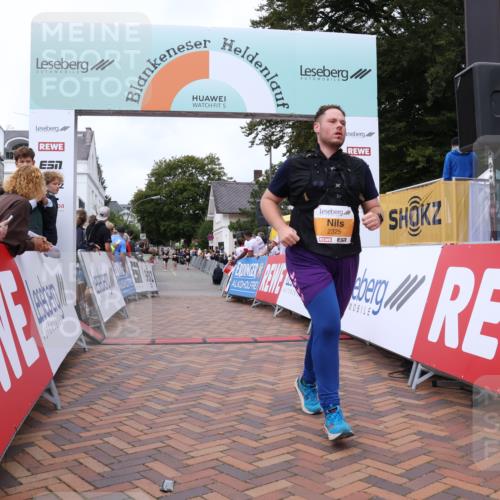 30.08.2026 - Blankeneser Heldenlauf Lena Gebhardt http://msf.ph/oto/10061867 30.08.2026 12:32:19 Ziel 2325, 4303 meine-sportfotos.de