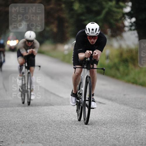 30.08.2026 - Elbe Triathlon Hamburg Michael Burmester http://msf.ph/oto/10061871 30.08.2026 08:53:03 Radfahren 218, 244, 312, 322 meine-sportfotos.de