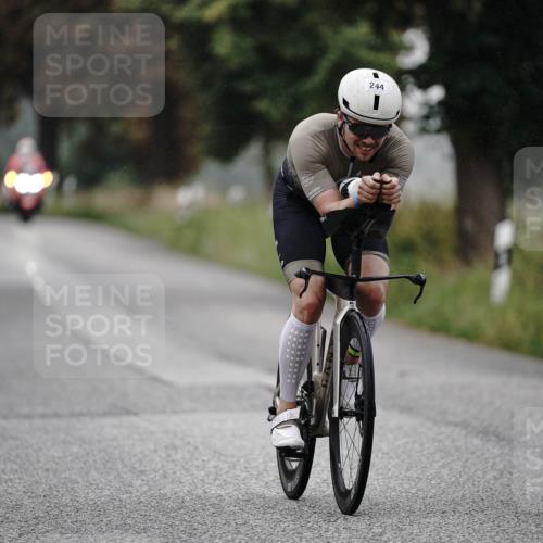 30.08.2026 - Elbe Triathlon Hamburg Michael Burmester http://msf.ph/oto/10061876 30.08.2026 08:53:04 Radfahren 218, 244, 312, 322 meine-sportfotos.de