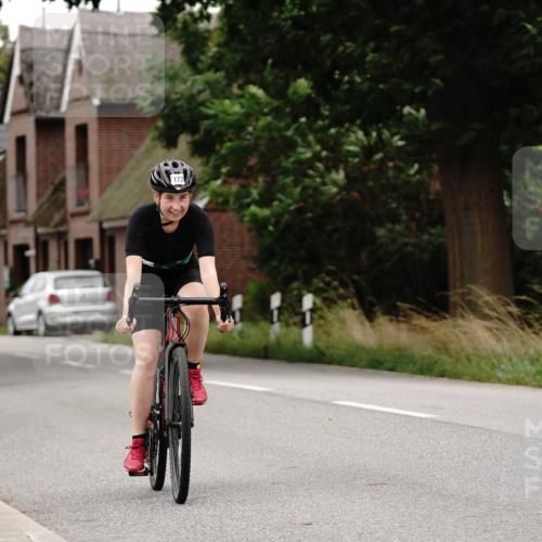 30.08.2026 - Elbe Triathlon Hamburg Michael Burmester http://msf.ph/oto/10061917 30.08.2026 14:21:53 Radfahren 157, 173 meine-sportfotos.de