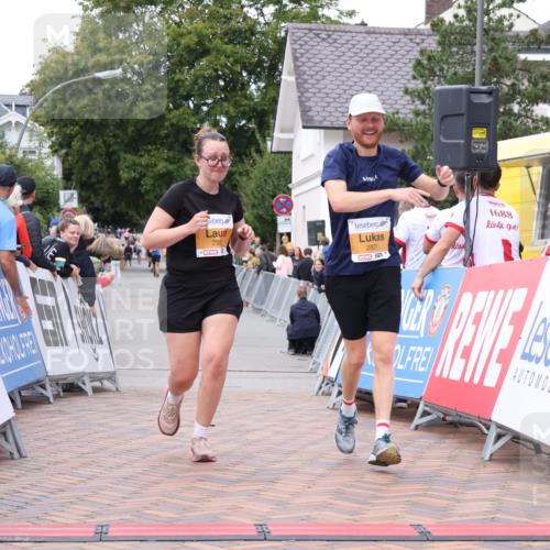 30.08.2026 - Blankeneser Heldenlauf Lena Gebhardt http://msf.ph/oto/10061922 30.08.2026 12:32:36 Ziel 2540, 2820, 2821 meine-sportfotos.de
