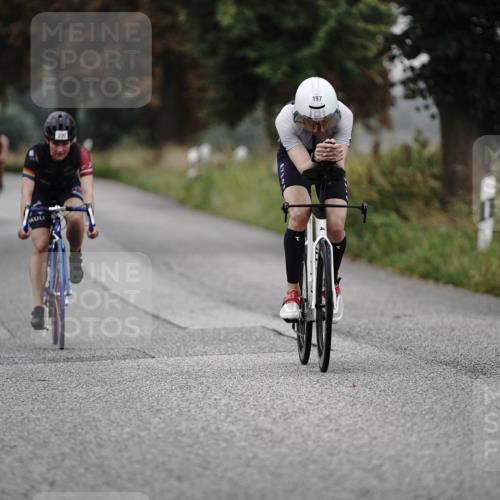 30.08.2026 - Elbe Triathlon Hamburg Michael Burmester http://msf.ph/oto/10061929 30.08.2026 08:53:57 Radfahren 197, 356, 390 meine-sportfotos.de