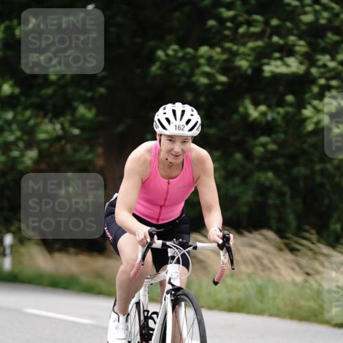 30.08.2026 - Elbe Triathlon Hamburg Michael Burmester http://msf.ph/oto/10061949 30.08.2026 14:22:10 Radfahren 162 meine-sportfotos.de