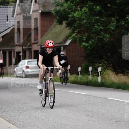 30.08.2026 - Elbe Triathlon Hamburg Michael Burmester http://msf.ph/oto/10061957 30.08.2026 14:22:28 Radfahren 133, 142, 153 meine-sportfotos.de