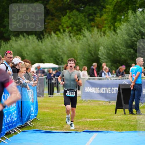 30.08.2026 - Elbe Triathlon Hamburg LAZAROV Photography http://msf.ph/oto/10061984 30.08.2026 11:47:12 Ziel 1294, 1311, 1379 meine-sportfotos.de