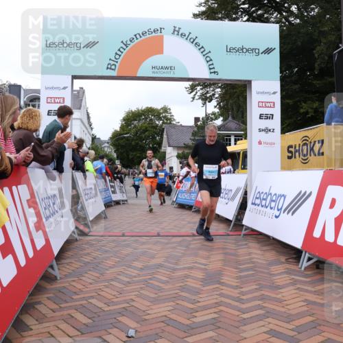 30.08.2026 - Blankeneser Heldenlauf Lena Gebhardt http://msf.ph/oto/10061987 30.08.2026 12:33:00 Ziel 2584, 4012, 4472 meine-sportfotos.de