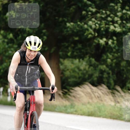 30.08.2026 - Elbe Triathlon Hamburg Michael Burmester http://msf.ph/oto/10061998 30.08.2026 14:23:38 Radfahren 135 meine-sportfotos.de