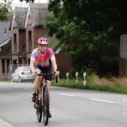 30.08.2026 - Elbe Triathlon Hamburg Michael Burmester http://msf.ph/oto/10062009 30.08.2026 14:23:51 Radfahren 137, 178 meine-sportfotos.de