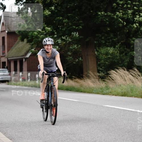 30.08.2026 - Elbe Triathlon Hamburg Michael Burmester http://msf.ph/oto/10062092 30.08.2026 14:27:02 Radfahren 141 meine-sportfotos.de