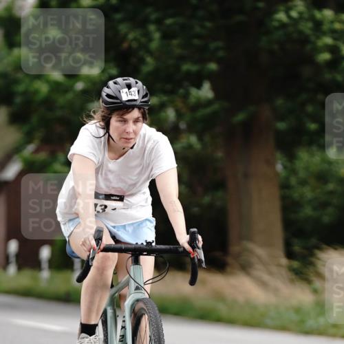 30.08.2026 - Elbe Triathlon Hamburg Michael Burmester http://msf.ph/oto/10062114 30.08.2026 14:27:24 Radfahren 143 meine-sportfotos.de