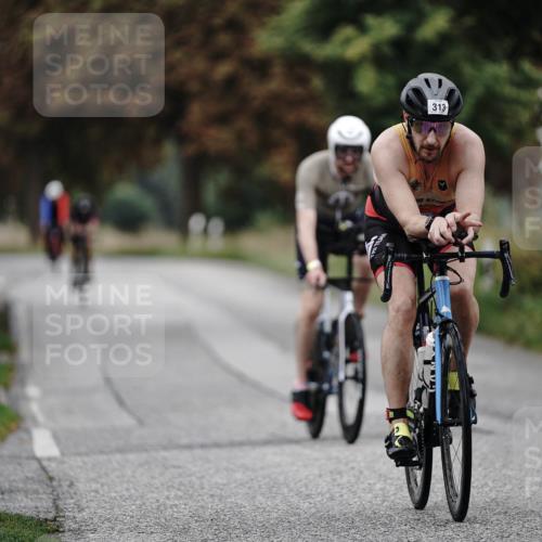 30.08.2026 - Elbe Triathlon Hamburg Michael Burmester http://msf.ph/oto/10062117 30.08.2026 08:56:12 Radfahren 219, 313, 326 meine-sportfotos.de