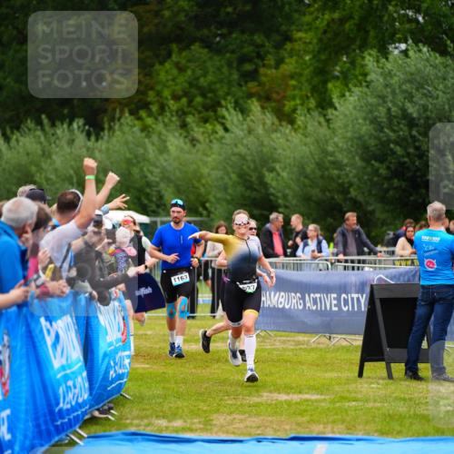 30.08.2026 - Elbe Triathlon Hamburg LAZAROV Photography http://msf.ph/oto/10062125 30.08.2026 11:47:56 Ziel 914, 927, 1163, 1421 meine-sportfotos.de