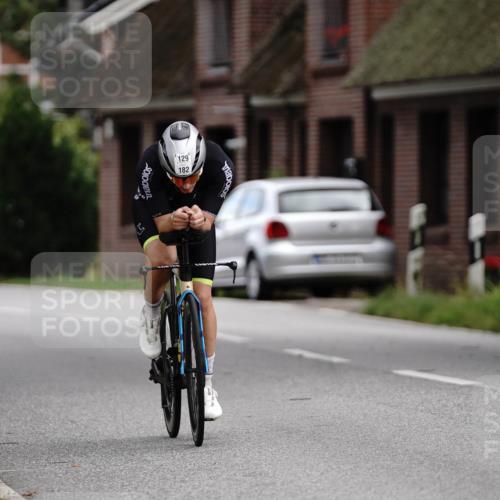 30.08.2026 - Elbe Triathlon Hamburg Michael Burmester http://msf.ph/oto/10062149 30.08.2026 14:43:52 Radfahren  meine-sportfotos.de