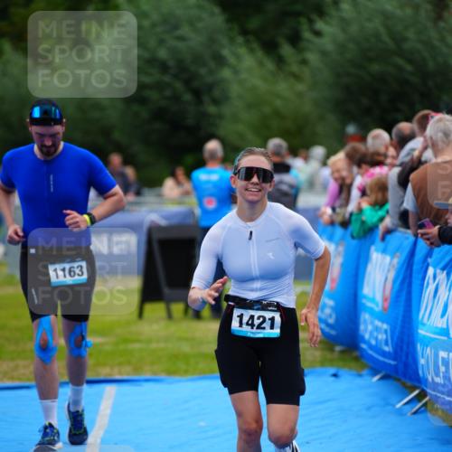 30.08.2026 - Elbe Triathlon Hamburg LAZAROV Photography http://msf.ph/oto/10062194 30.08.2026 11:48:03 Ziel 821, 914, 927, 1163, 1421 meine-sportfotos.de