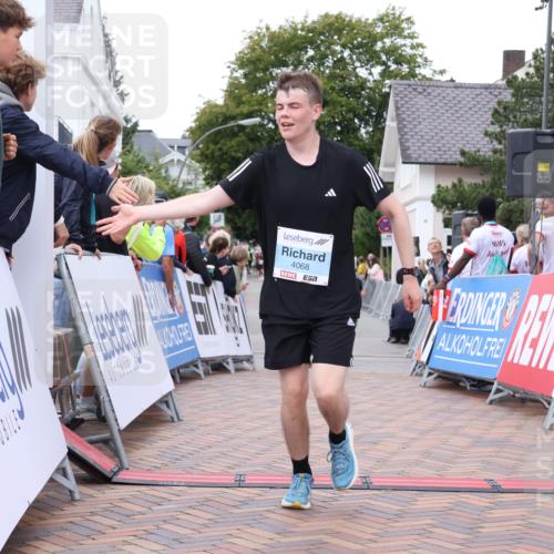 30.08.2026 - Blankeneser Heldenlauf Lena Gebhardt http://msf.ph/oto/10062210 30.08.2026 12:33:19 Ziel 2110, 4011, 4068, 4096, 4364, 4483 meine-sportfotos.de