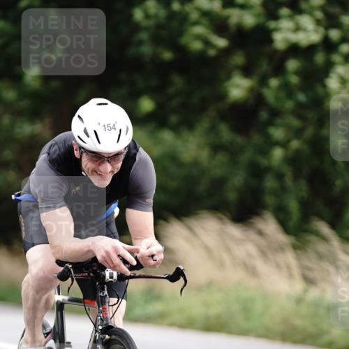 30.08.2026 - Elbe Triathlon Hamburg Michael Burmester http://msf.ph/oto/10062220 30.08.2026 14:44:35 Radfahren  meine-sportfotos.de