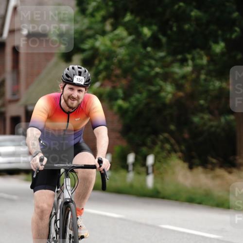 30.08.2026 - Elbe Triathlon Hamburg Michael Burmester http://msf.ph/oto/10062229 30.08.2026 14:44:45 Radfahren 150 meine-sportfotos.de