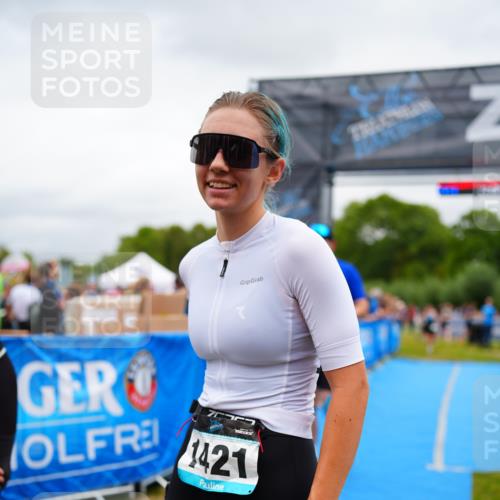 30.08.2026 - Elbe Triathlon Hamburg LAZAROV Photography http://msf.ph/oto/10062233 30.08.2026 11:48:08 Ziel 821, 1163 meine-sportfotos.de