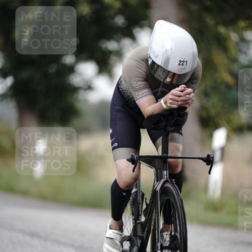 30.08.2026 - Elbe Triathlon Hamburg Michael Burmester http://msf.ph/oto/10062252 30.08.2026 08:57:20 Radfahren 221, 335, 382 meine-sportfotos.de