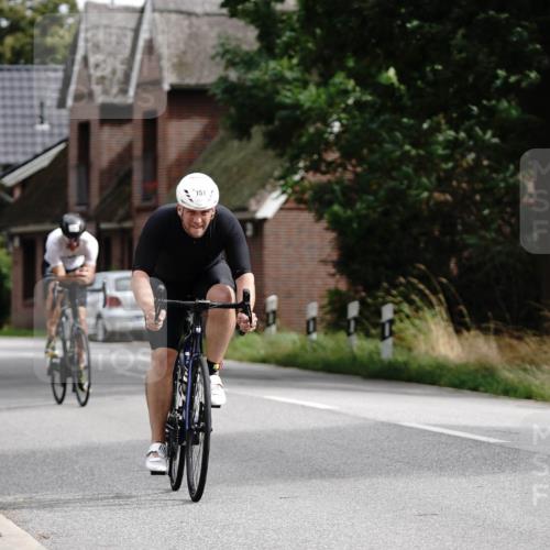 30.08.2026 - Elbe Triathlon Hamburg Michael Burmester http://msf.ph/oto/10062271 30.08.2026 14:47:27 Radfahren 151, 156, 165, 168 meine-sportfotos.de