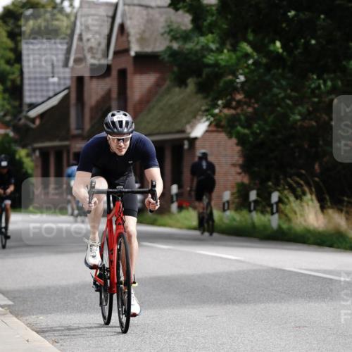 30.08.2026 - Elbe Triathlon Hamburg Michael Burmester http://msf.ph/oto/10062288 30.08.2026 14:47:31 Radfahren 156, 165, 168 meine-sportfotos.de