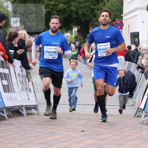 30.08.2026 - Blankeneser Heldenlauf Lena Gebhardt http://msf.ph/oto/10062307 30.08.2026 12:33:30 Ziel 4011, 4065, 4096, 4189, 4364 meine-sportfotos.de